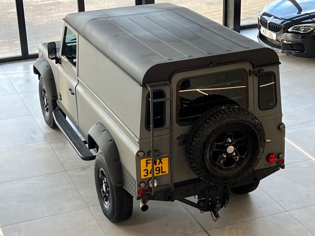 Used Land Rover Defender 2002 for sale - 76934614: Photo 12