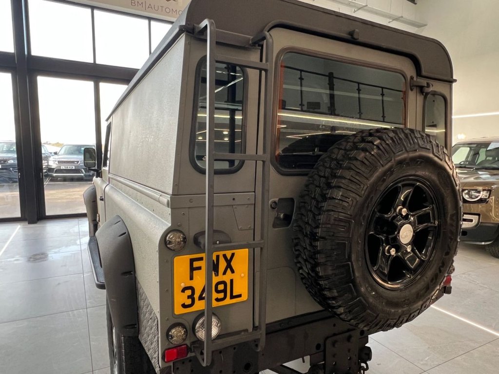 Used Land Rover Defender 2002 for sale - 76934614: Photo 26