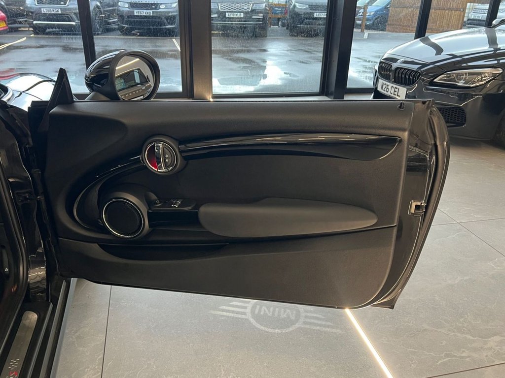 Used MINI Hatch 2018 for sale - 77200220: Photo 25