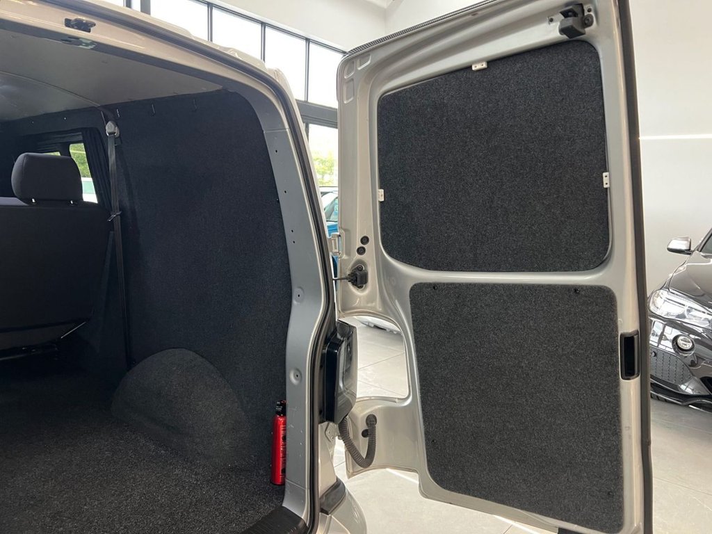 Used Volkswagen Transporter 2019 for sale - 76279776: Photo 26