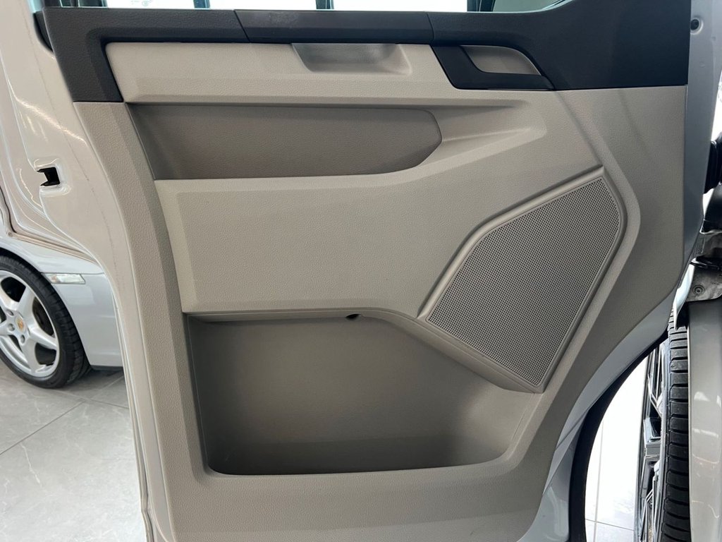 Used Volkswagen Transporter 2019 for sale - 76279776: Photo 28