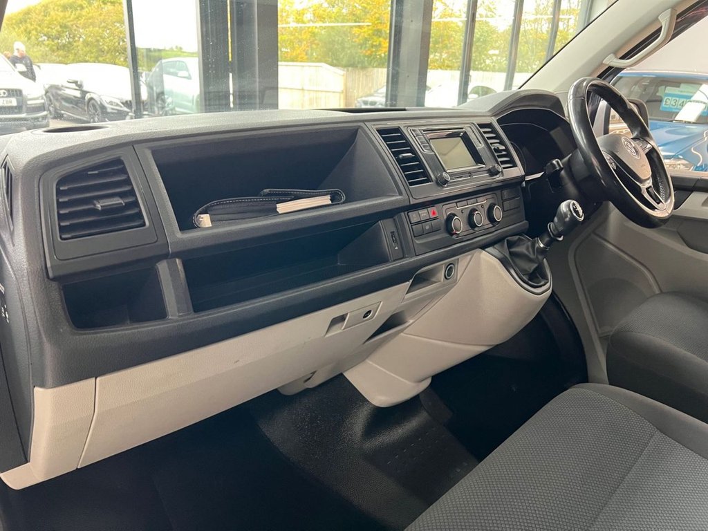 Used Volkswagen Transporter 2019 for sale - 76279776: Photo 30