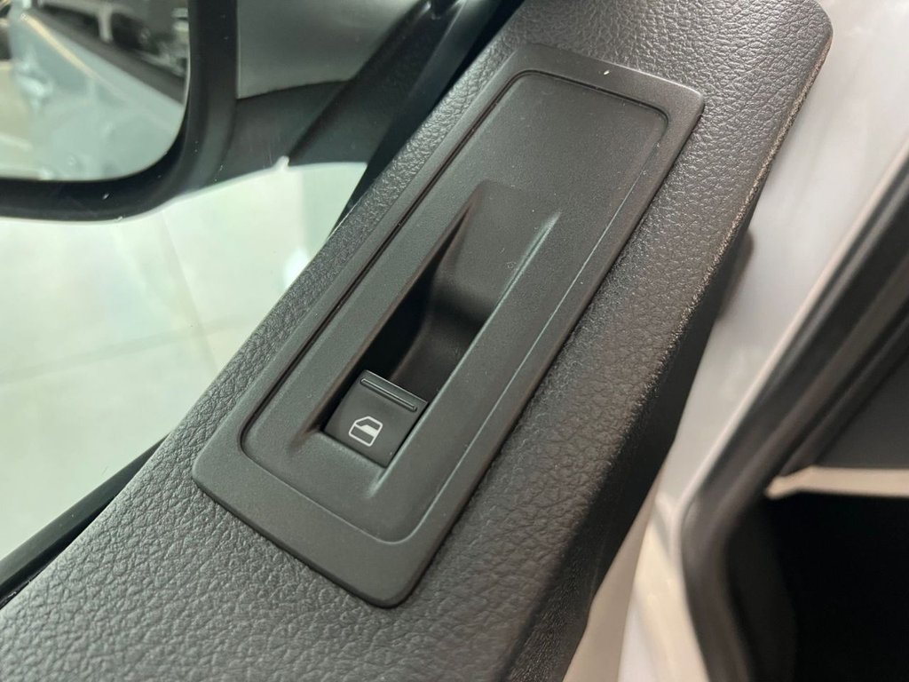 Used Volkswagen Transporter 2019 for sale - 76279776: Photo 31