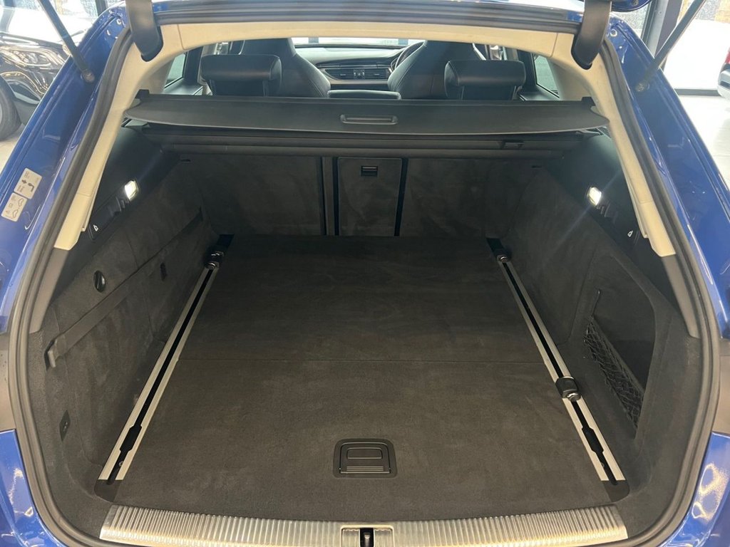 Used Audi RS6 Avant 2017 for sale - 76848218: Photo 16