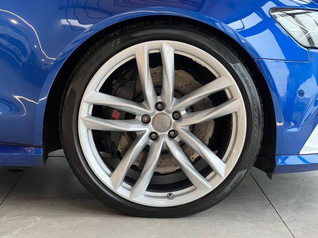 Used Audi RS6 Avant 2017 for sale - 76848218: Photo 8