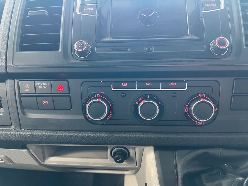 Used Volkswagen Transporter 2018 for sale - 77498617: Photo 38