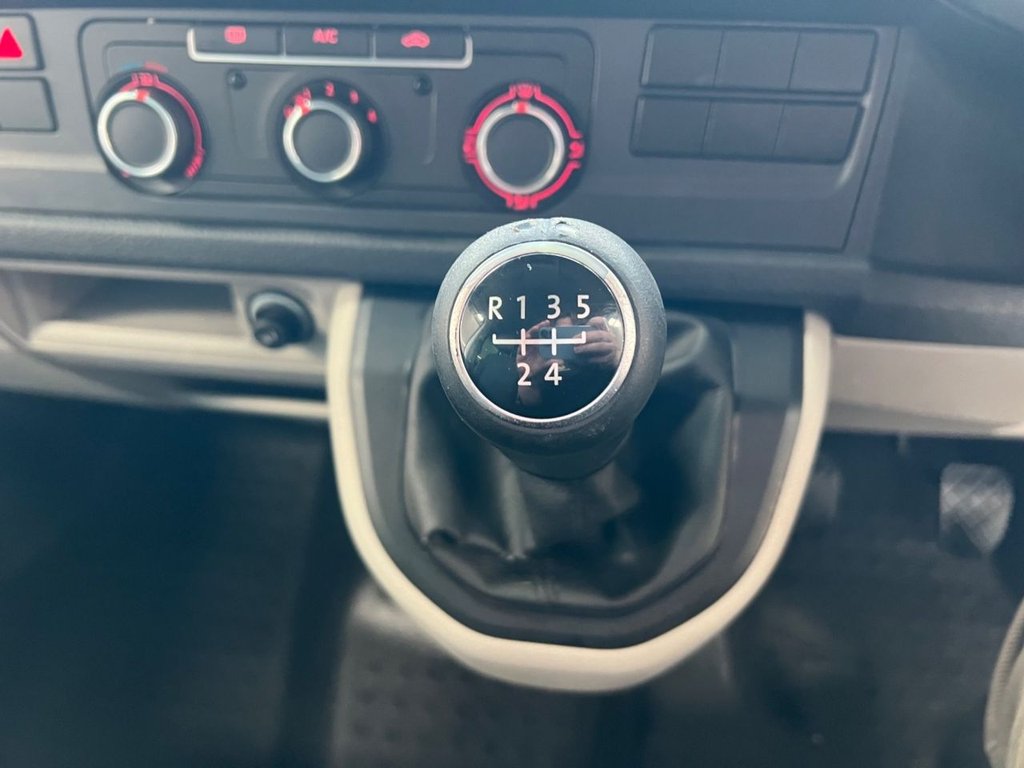 Used Volkswagen Transporter 2018 for sale - 77498617: Photo 39