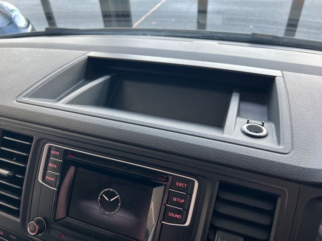 Used Volkswagen Transporter 2018 for sale - 77498617: Photo 40