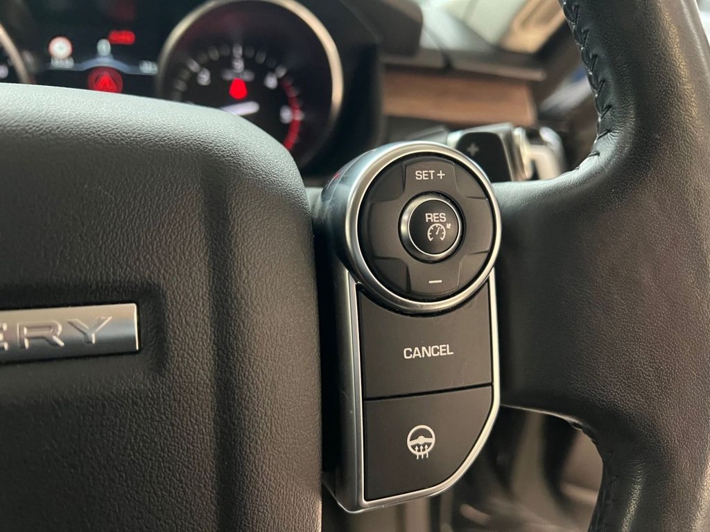 Used Land Rover Discovery 2017 for sale - 77319634: Photo 36