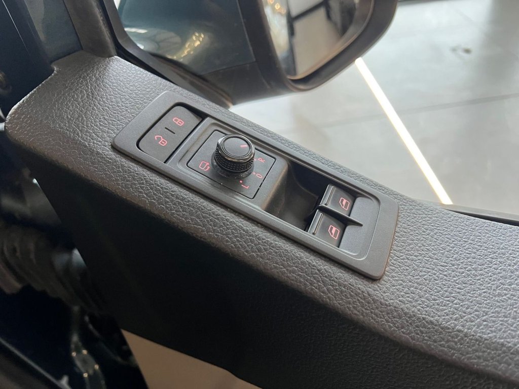 Used Volkswagen Transporter 2019 for sale - 77048904: Photo 29