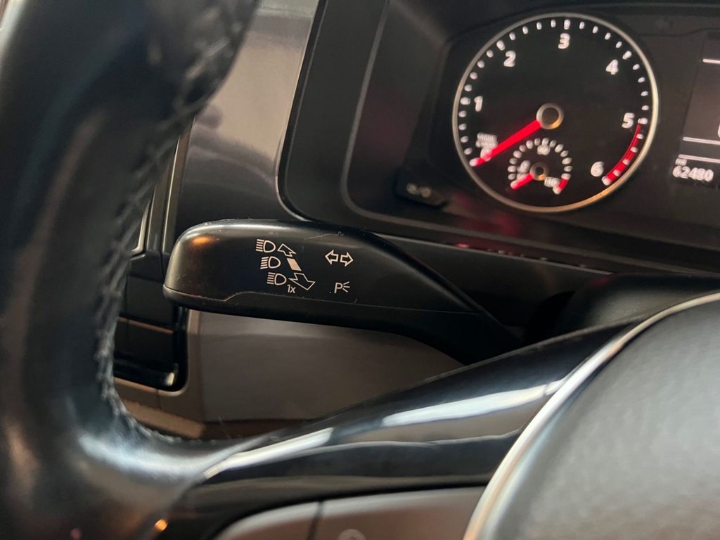 Used Volkswagen Transporter 2019 for sale - 77048904: Photo 38