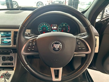Used Jaguar XF 2013 for sale - 79389760: Photo