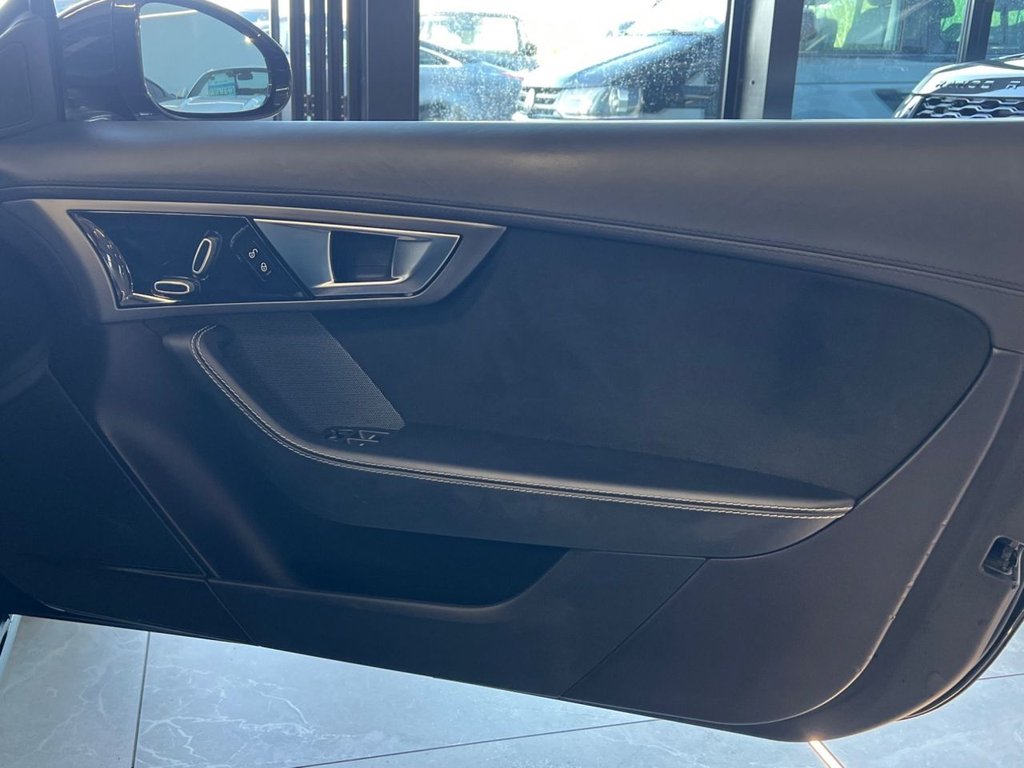 Used Jaguar F-Type 2013 for sale - 76941526: Photo 26
