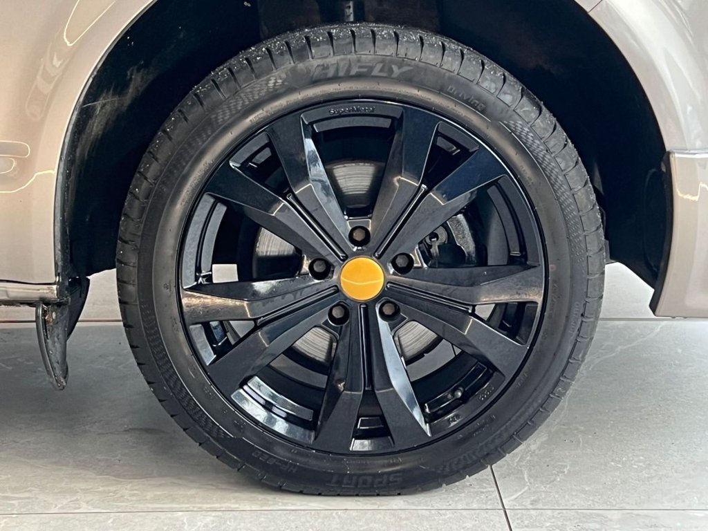 Used Volkswagen Transporter 2018 for sale - 77668924: Photo 8