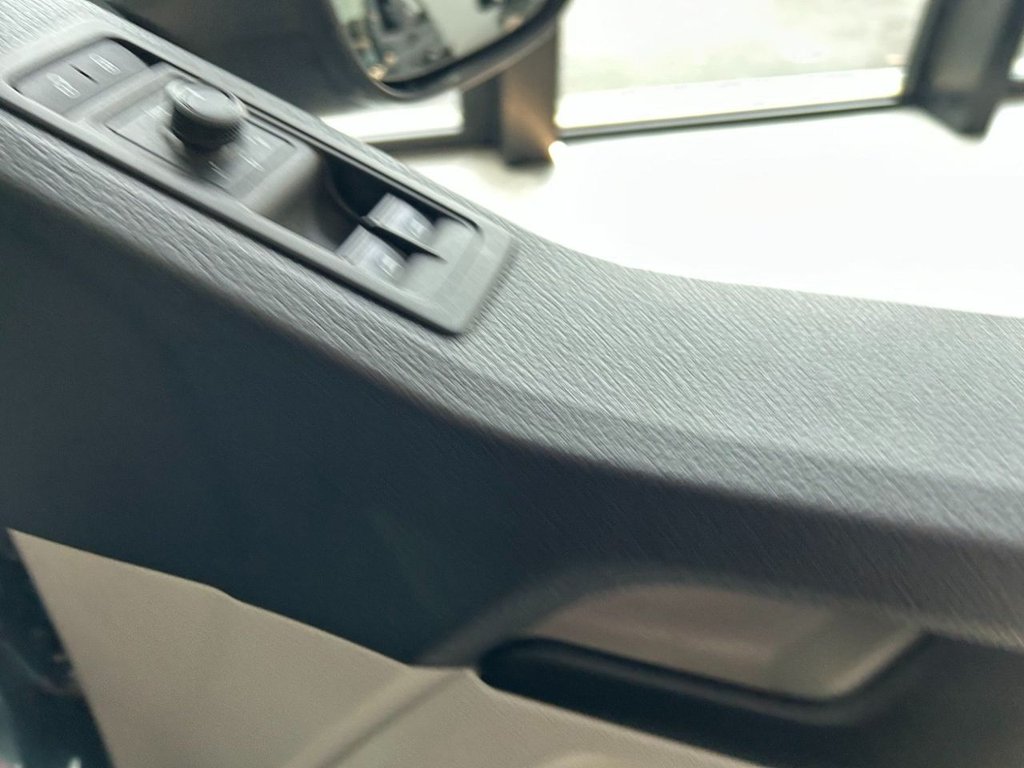 Used Volkswagen Transporter Shuttle 2019 for sale - 77764974: Photo 27