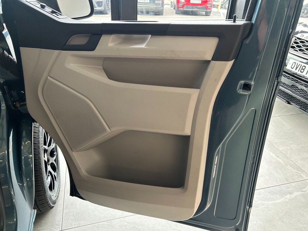 Used Volkswagen Transporter Shuttle 2019 for sale - 77764974: Photo 28