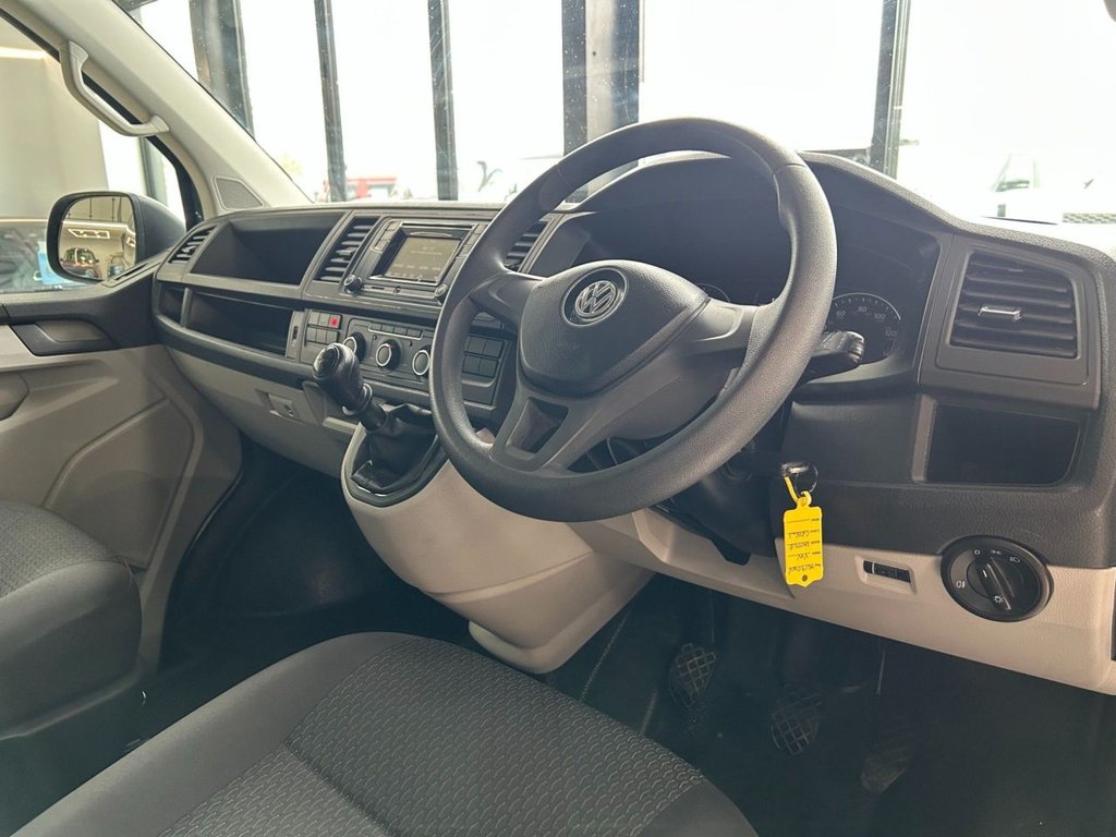 Used Volkswagen Transporter Shuttle 2019 for sale - 77764974: Photo 4