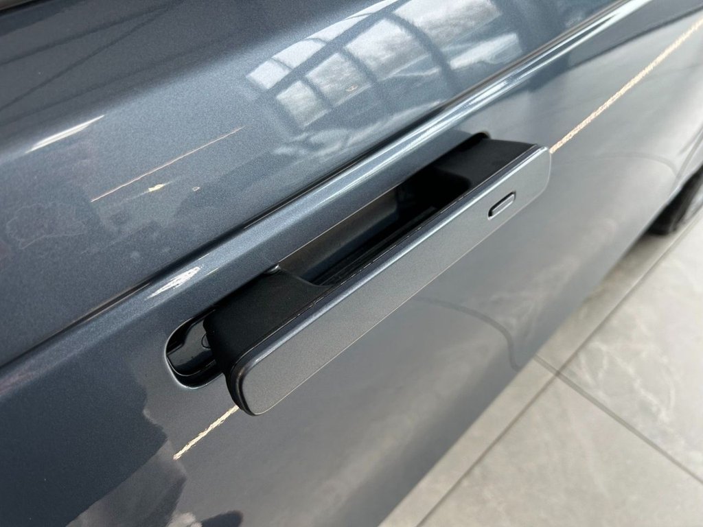 Used Land Rover Range Rover Velar 2018 for sale - 78123992: Photo 12