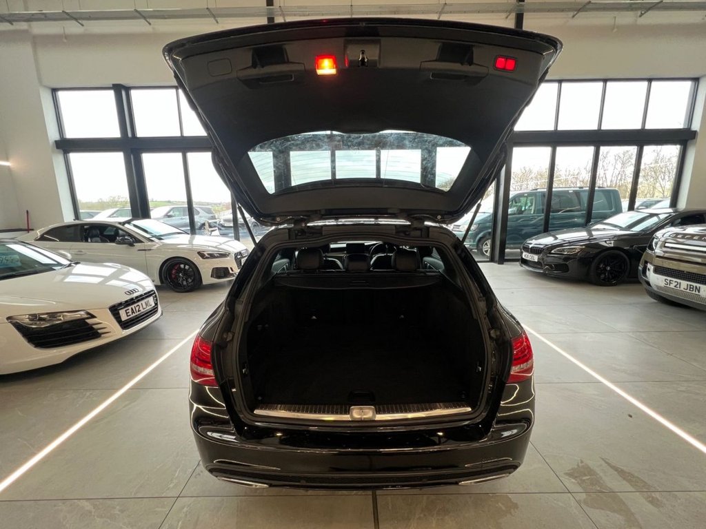 Used Mercedes-Benz C Class 2016 for sale - 77048907: Photo 5