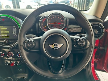 Used MINI Hatch 2017 for sale - 79009639: Photo