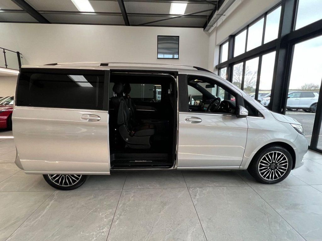 Used Mercedes-Benz V-Class 2016 for sale - 77421948: Photo 10