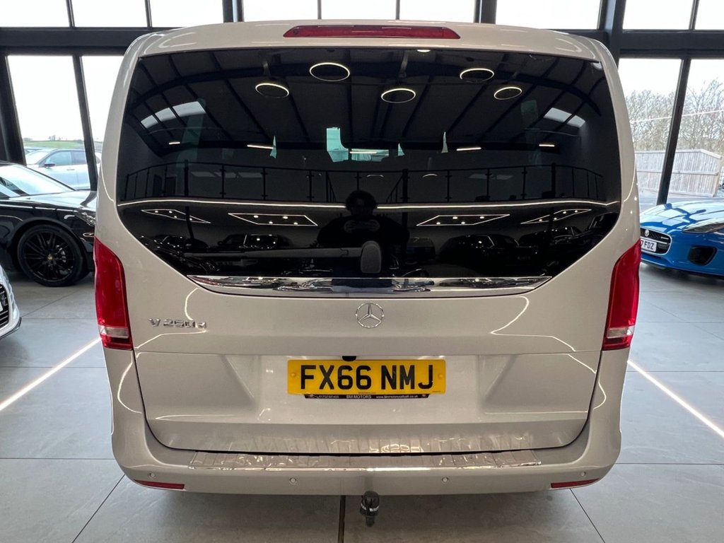 Used Mercedes-Benz V-Class 2016 for sale - 77421948: Photo 13