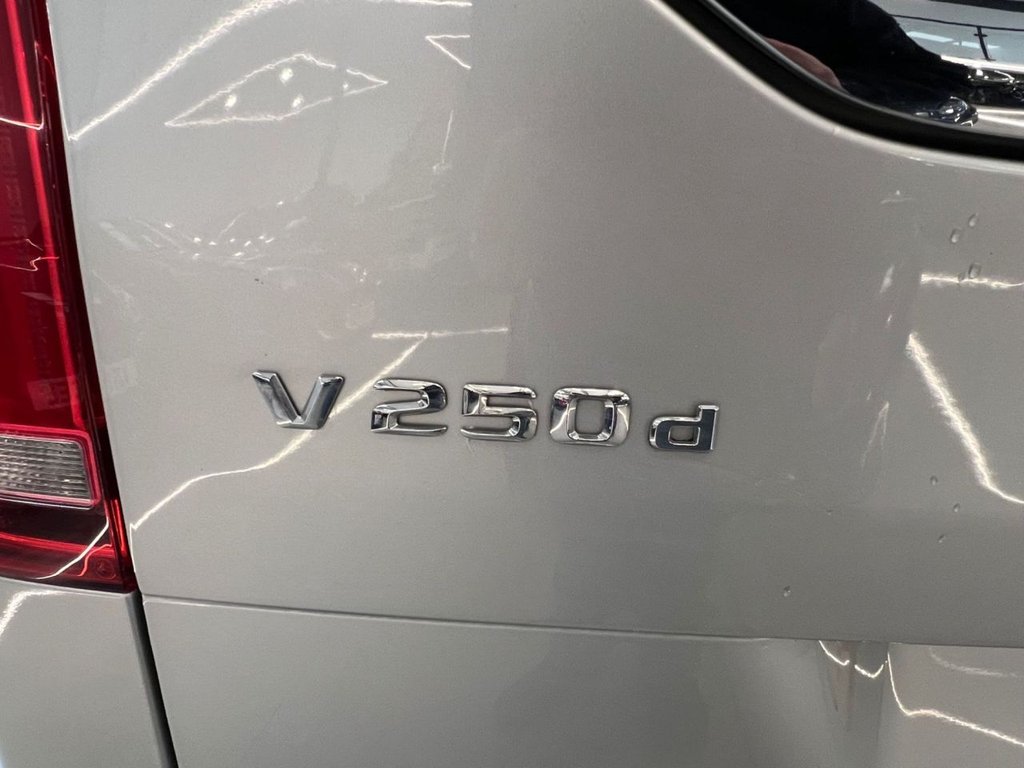 Used Mercedes-Benz V-Class 2016 for sale - 77421948: Photo 14