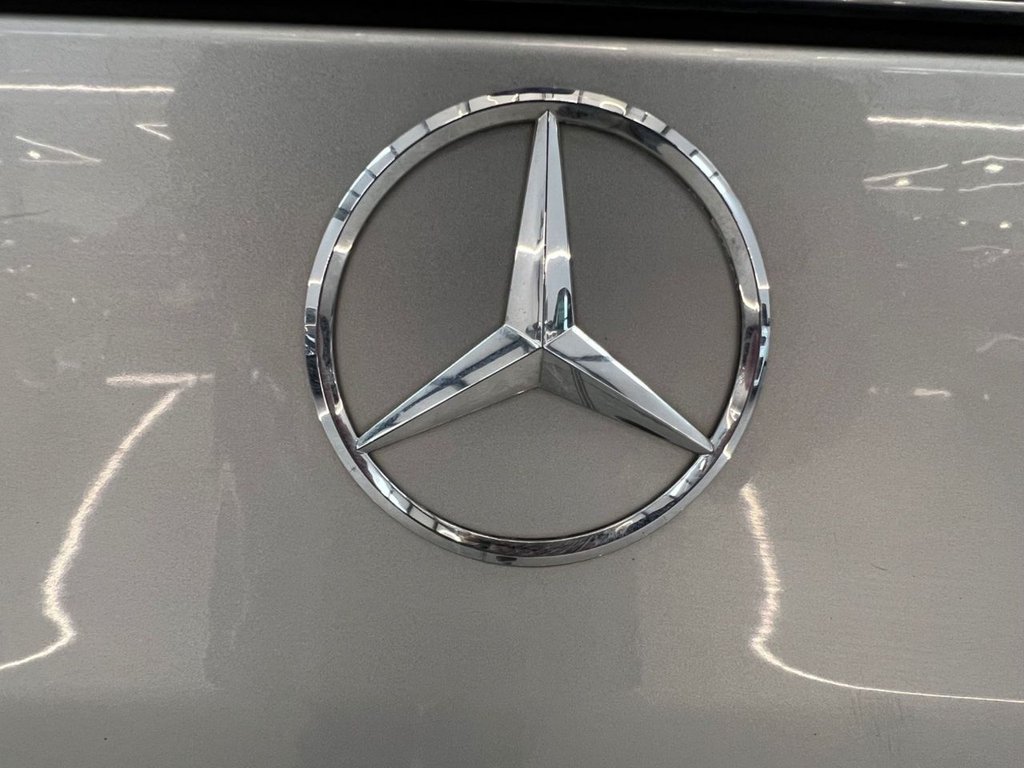 Used Mercedes-Benz V-Class 2016 for sale - 77421948: Photo 16