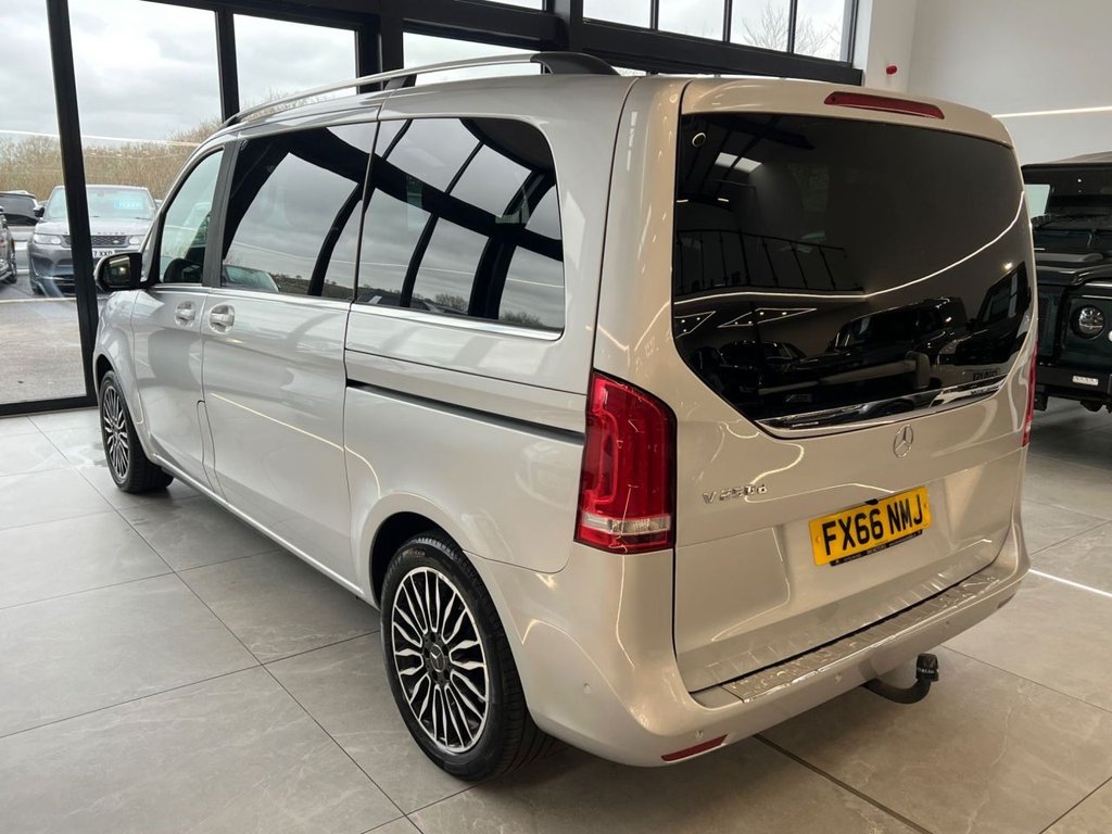 Used Mercedes-Benz V-Class 2016 for sale - 77421948: Photo 18