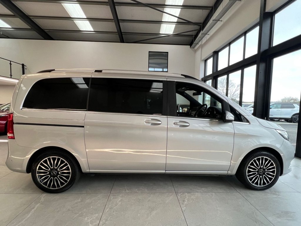 Used Mercedes-Benz V-Class 2016 for sale - 77421948: Photo 2