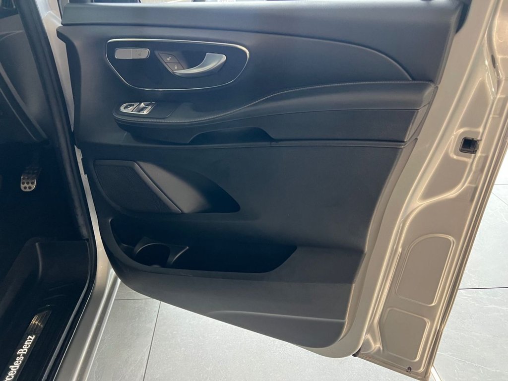 Used Mercedes-Benz V-Class 2016 for sale - 77421948: Photo 25