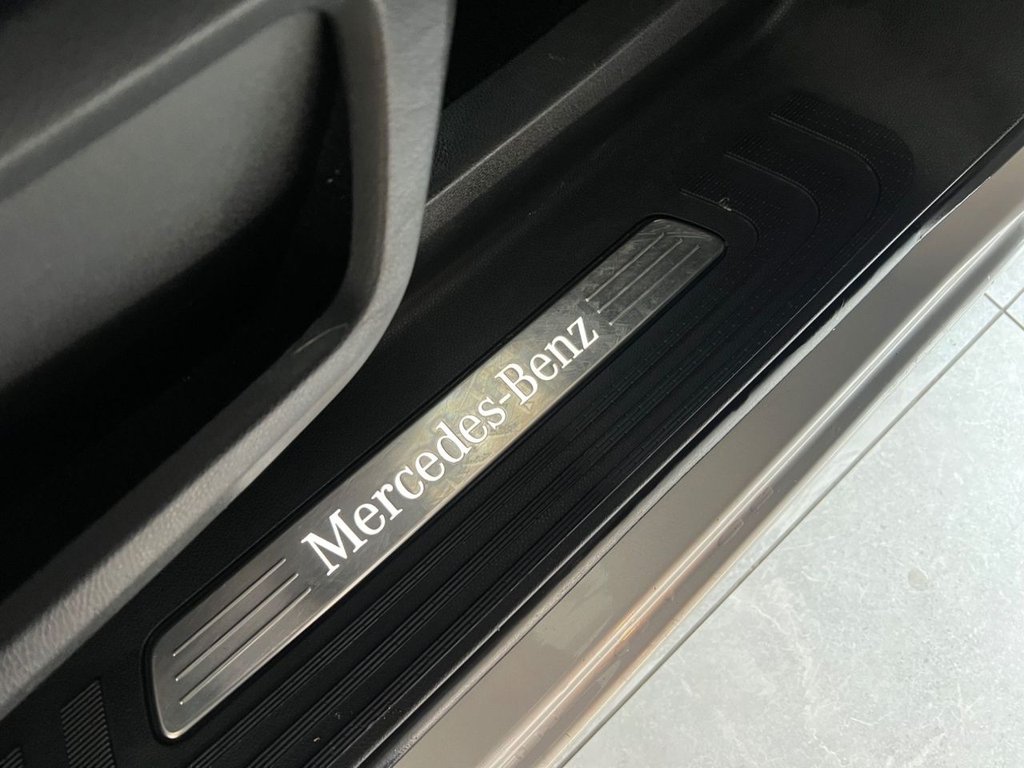 Used Mercedes-Benz V-Class 2016 for sale - 77421948: Photo 34