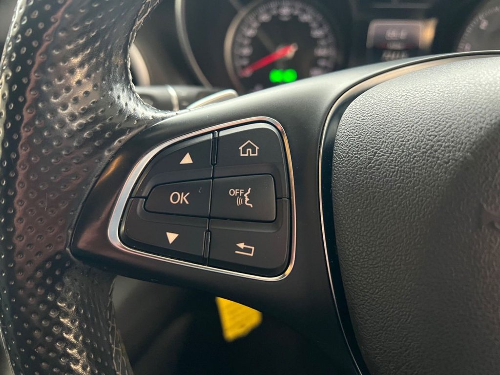 Used Mercedes-Benz V-Class 2016 for sale - 77421948: Photo 37