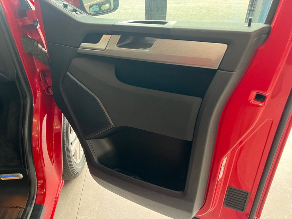 Used Volkswagen Caravelle 2017 for sale - 77685259: Photo 27