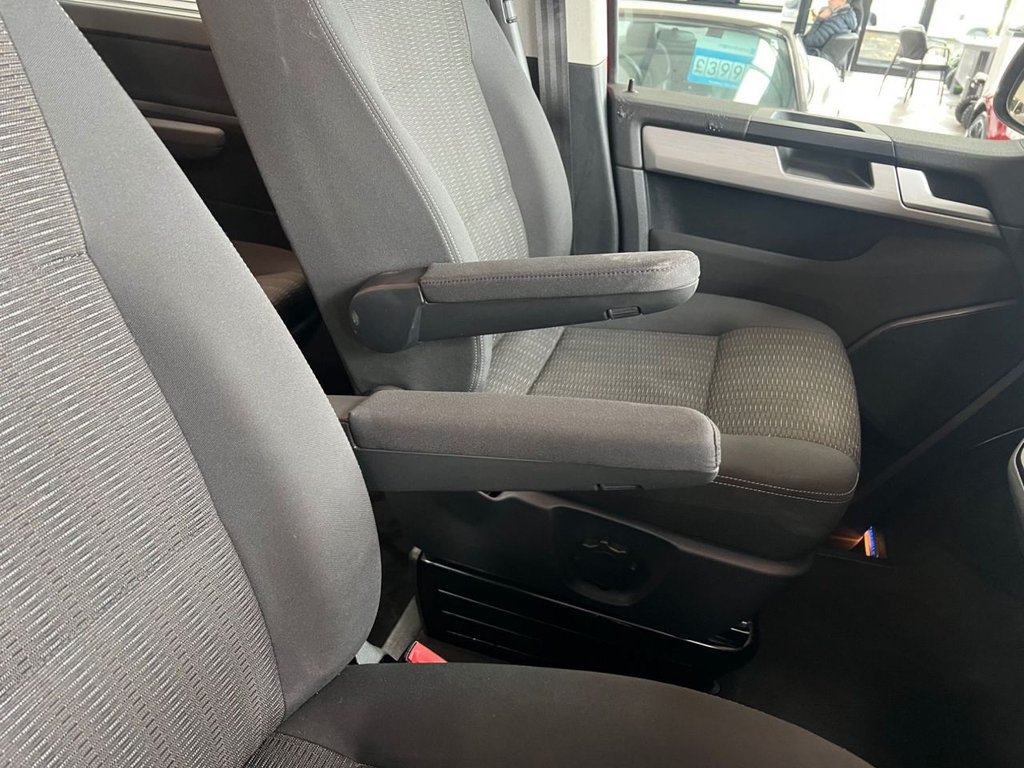 Used Volkswagen Caravelle 2017 for sale - 77685259: Photo 33