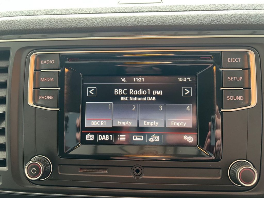 Used Volkswagen Caravelle 2017 for sale - 77685259: Photo 45