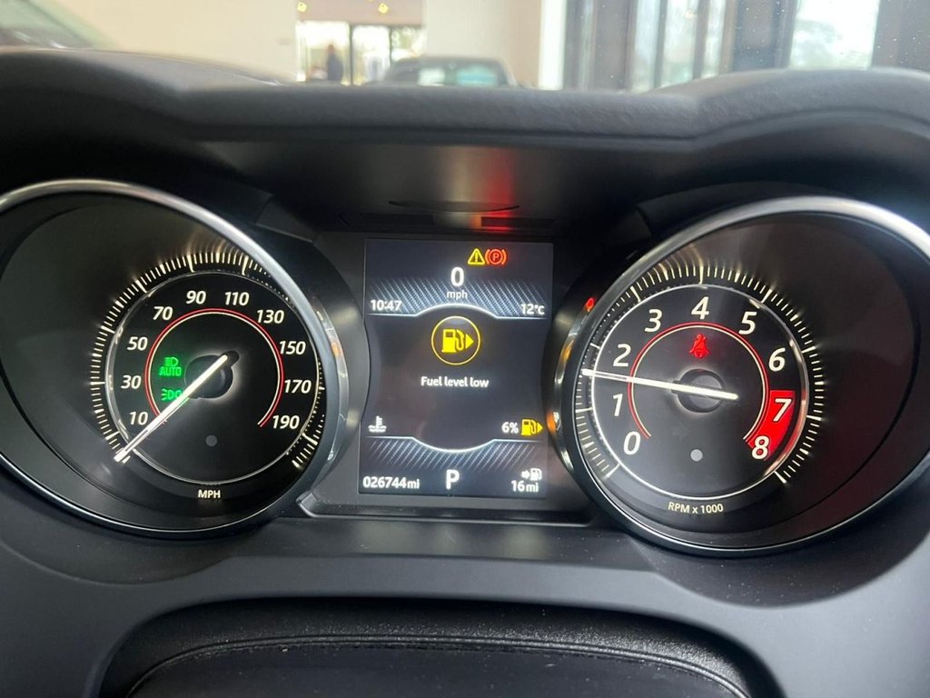 Used Jaguar F-Type 2017 for sale - 77313170: Photo 31