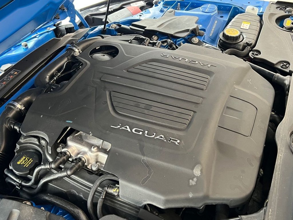 Used Jaguar F-Type 2017 for sale - 77313170: Photo 33