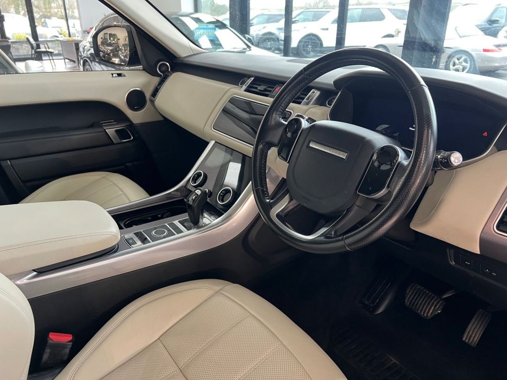 Used Land Rover Range Rover Sport 2018 for sale - 76855113: Photo 3