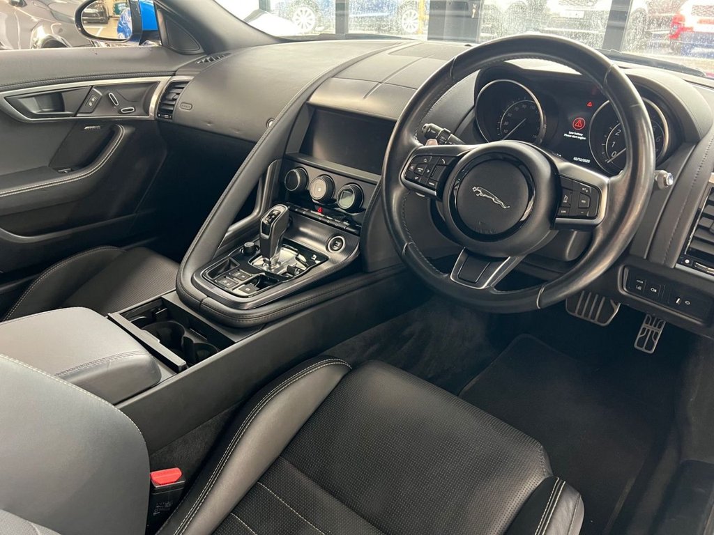Used Jaguar F-Type 2017 for sale - 76855111: Photo 3