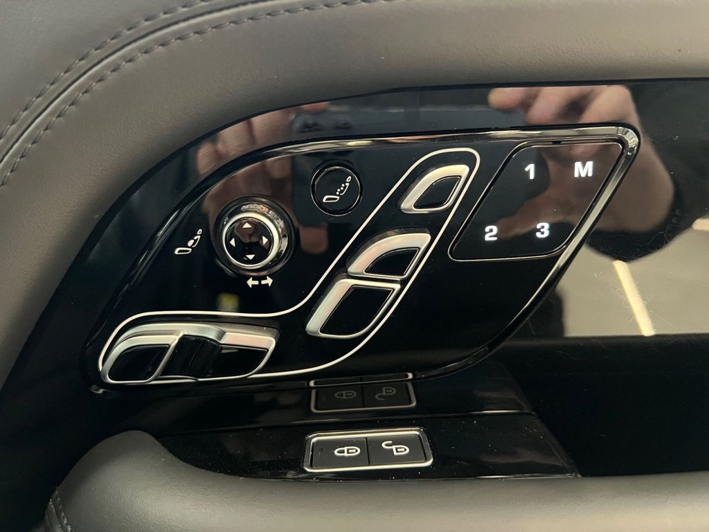 Used Land Rover Range Rover 2018 for sale - 76333749: Photo 35