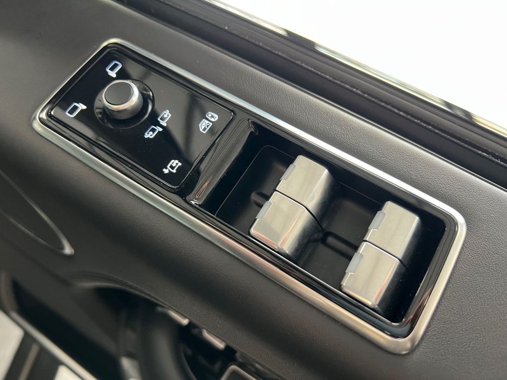 Used Land Rover Range Rover 2018 for sale - 76333749: Photo 40