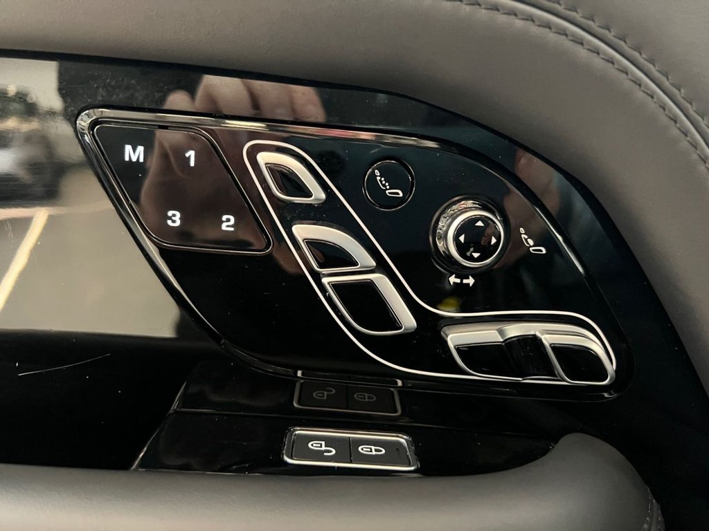 Used Land Rover Range Rover 2018 for sale - 76333749: Photo 47