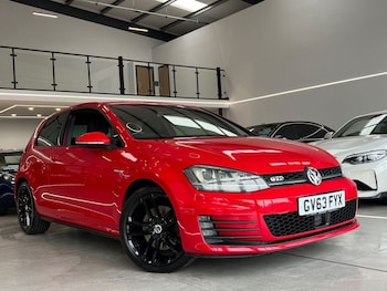 Volkswagen - Golf
