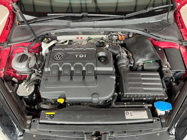 Used Volkswagen Golf 2014 for sale - 76235427: Photo 24