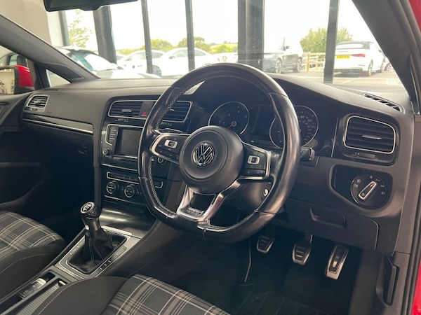 Used Volkswagen Golf 2014 for sale - 76235427: Photo 37