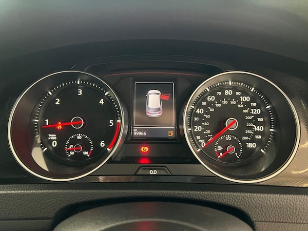 Used Volkswagen Golf 2014 for sale - 76235427: Photo 48