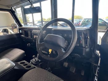 Used Land Rover Defender 110 2004 for sale - 79643555: Photo