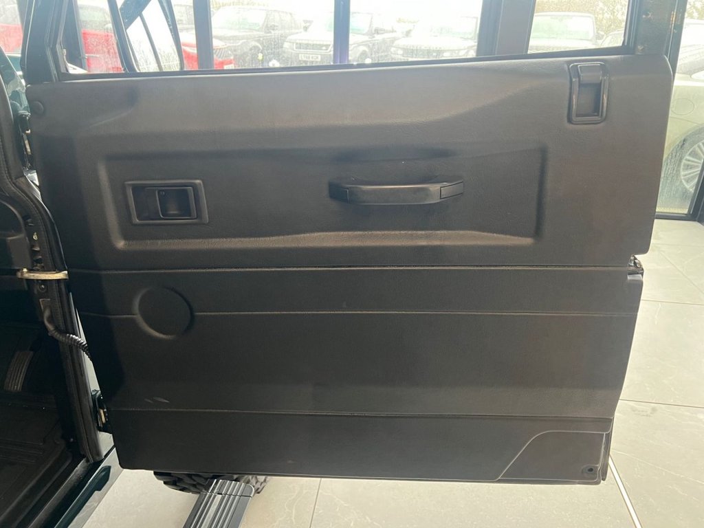 Used Land Rover Defender 2012 for sale - 77276530: Photo 26