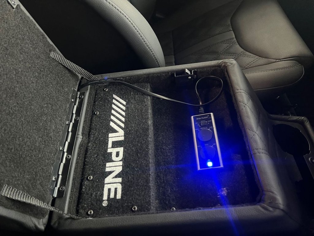 Used Land Rover Defender 2012 for sale - 77276530: Photo 46